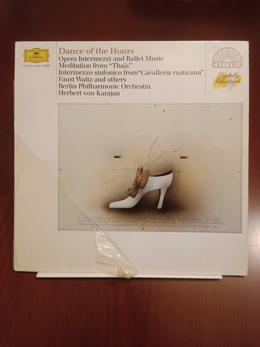 Dance the hours - dance,
