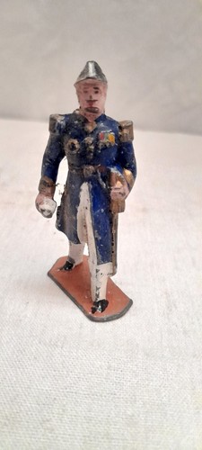 Quiralu plomb creux soldat