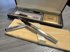 Stylo-plume CROSS argent