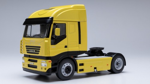 Miniature camion auto ixo - camion, 1:43