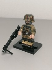  WW2 German Panzer Grenadier minifigure With MG 