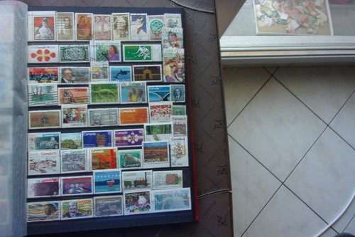 Canada lot timbres obl - -,