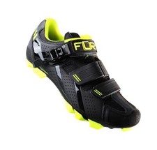 Paire chaussures pour vtt