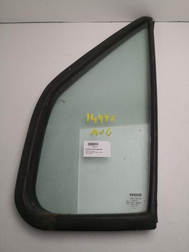 Custode avant gauche - , (porte)