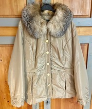 DOUDOUNE DORÉÉ  MARINA RINALDI TAILLE 25 = 50-52