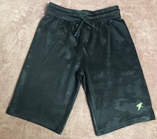 BERMUDA SPORT TAILLE 12 ANS -