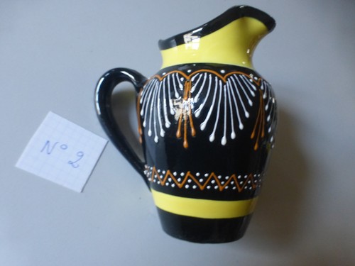 Superbe pichet noir - n2/, &
