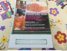 AUTOGRAPHE DE BRIGITTE LAHAIE / COUPURE DE PRESSE  COLLEE / BRISTOL (21x29,7cm)