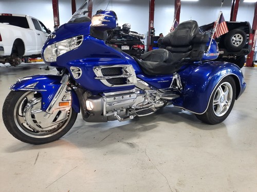 2005 honda gold wing - honda,