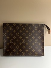 ✨ Louis Vuitton – Trousse