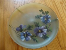 Assiette en Verre Pressé