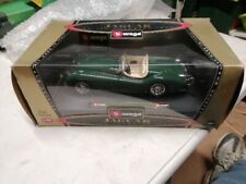 Burago 1502 Italie Jaguar XK 120 Roadster 1948 Vert 1:24 Style Solido 