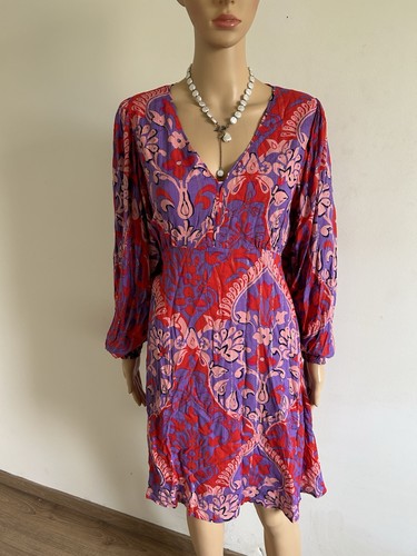 Robe imprimée neuve - , à