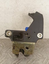 Serrure de coffre AUDI A4 2 PHASE 1 8E5827505B
