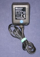 Chargeur Original ROADSTAR PCD-7480VCD TYPE NO JOD-4101-045 4.5V 0.7A 4mm/1.7mm