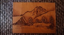 Photo brûlée en bois, pyrographie - Montagnes d'hiver