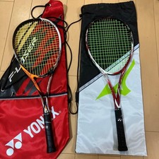 Jeu de raquettes avant-gardistes qui ne peuvent pas être vendues séparément