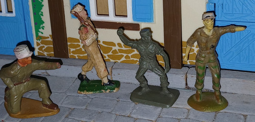 Lot figurines divers starlux - figurines,