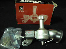 Ancien jeu d'éclairage dynamo