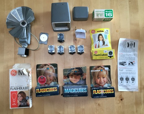 Vintage camera flash lot bulbs - lot,