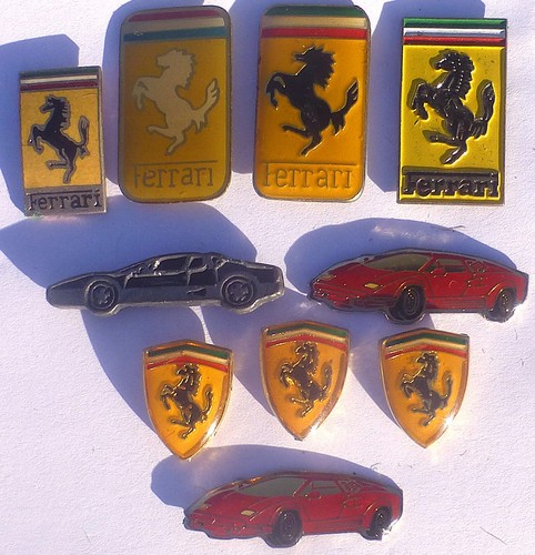 Pins ferrari cheval cabré - cheval,