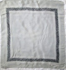 PIERRE CARDIN Foulard  soie