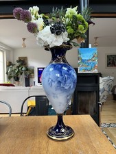Grand Vase en porcelaine de Limoges signé par Marcadet décor floral camaïeu bleu