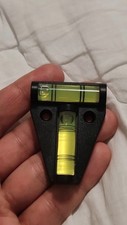 Mini niveau à bulle en T