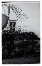 Japon, Port de pêche de Manazuru, Sculpture de bois sur un bateau ancien, Tirage
