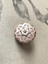 Ancienne broche en métal