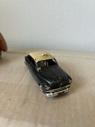 Dinky toys france ford - france, vedette