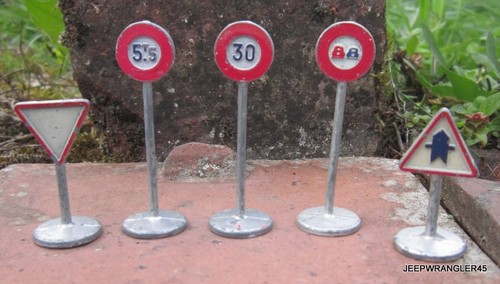 Dinky toys meccano france - toys,