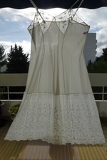 VINTAGE/RETRO: Belle COMBINAISON /NUISETTE, NYLON Fin, An 1960, T: 40/42 (Fr)