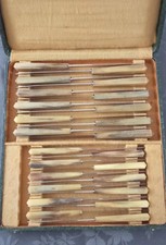 Coffret ancien 24 couteaux GML