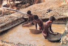 SRI LANKA RATNAPURA MUSEE DE PIERRES PRECIEUSES