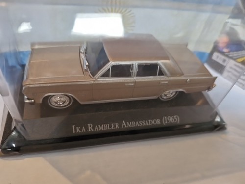 Arg38 voiture salvat - 1/43,