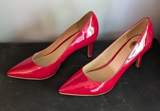 Escarpins Buffalo vernis rouge