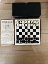 Ancien jeu échec de voyage