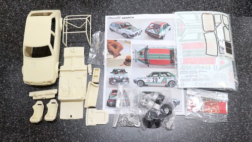 Car kit ritmo 75 - car, 1/18
