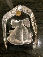 CLOCHE De Pâques / En CRISTAL D ARQUE / PRESSE PAPIER