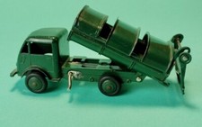 Dinky toys Camion Poubelle Très Bon État  pour collectionneur ?