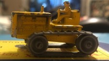 miniature Matchbox series /Lesney N°8 tracteur jaune
