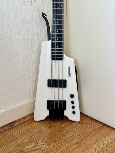 Steinberger synapse bass - steinberger,