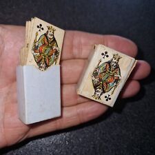 micro jeu de carte 1930 ( 52 cartes ) + étui pour poupée ancienne,