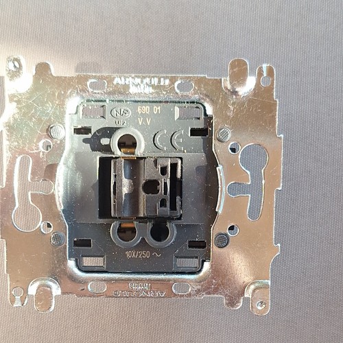 Arnould initia 69001 - initia,