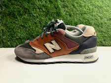 Size 9.5 - New Balance 577