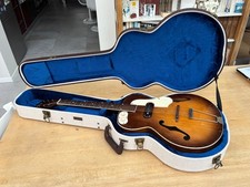 Guitare Jazz Kay "Hollow body K-150 Sunburst" de 1952 avec Étui rigide vintage