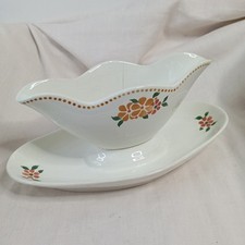 Saucière vintage en faïence – Saint Amand Hamage – Décor floral peint à la main