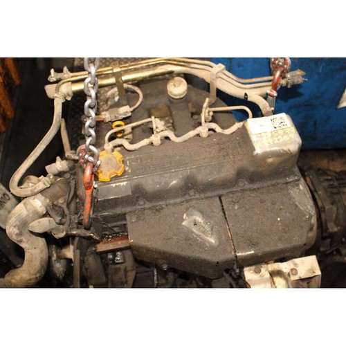 Moteur complet nissan - complet,