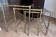 Maison BAGUES. Tables gigogne facon bambou avec plateaux en verre.